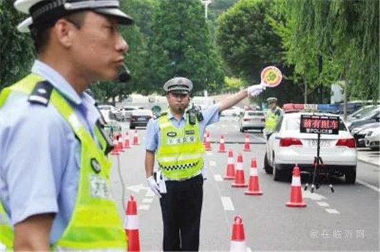 雨天開車，這件事一定要注意?。?！