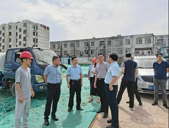 市住建局吳繼兵一行到沂水辰坤名門(mén)項(xiàng)目督察